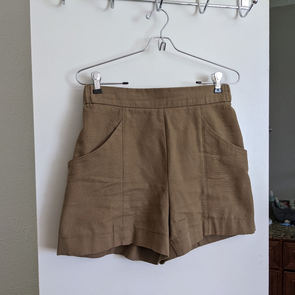 Formation Design Studio Cotton Canvas Shorts, M